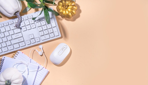 Contact desk for coaching